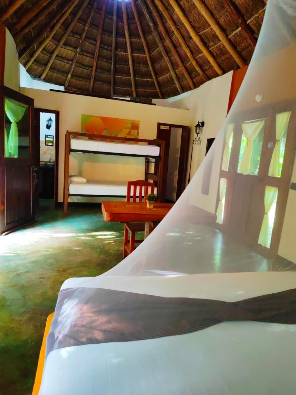 Jolie Jungle Eco Hotel (Adults Only) Leona Vicario Exterior foto